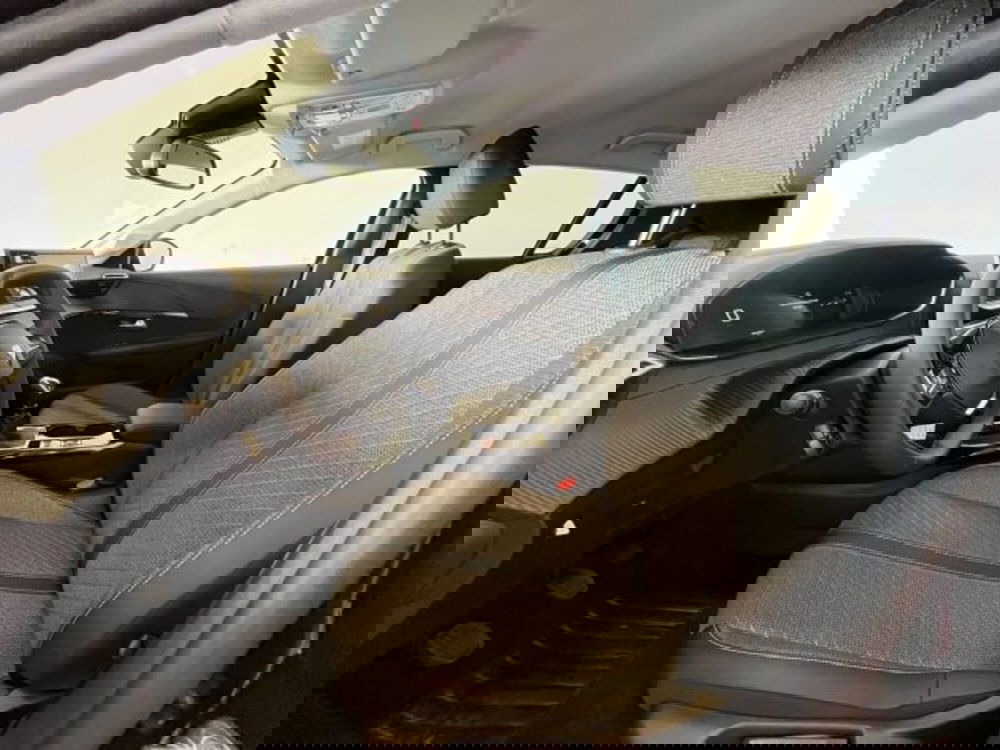 Peugeot 208 nuova a Torino (8)