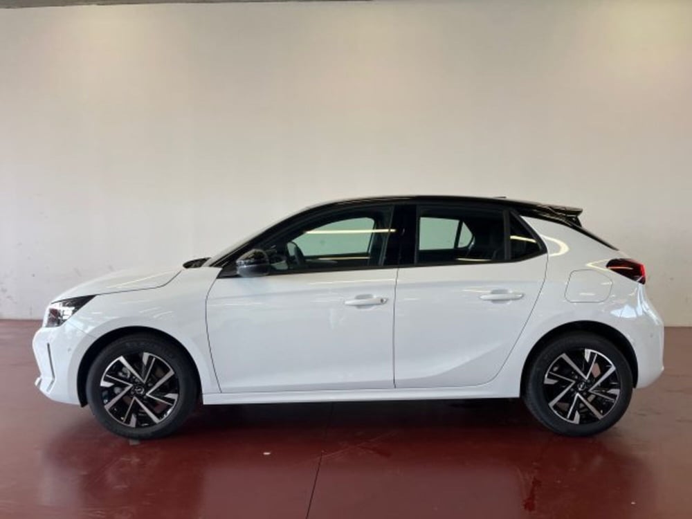 Opel Corsa nuova a Torino (2)