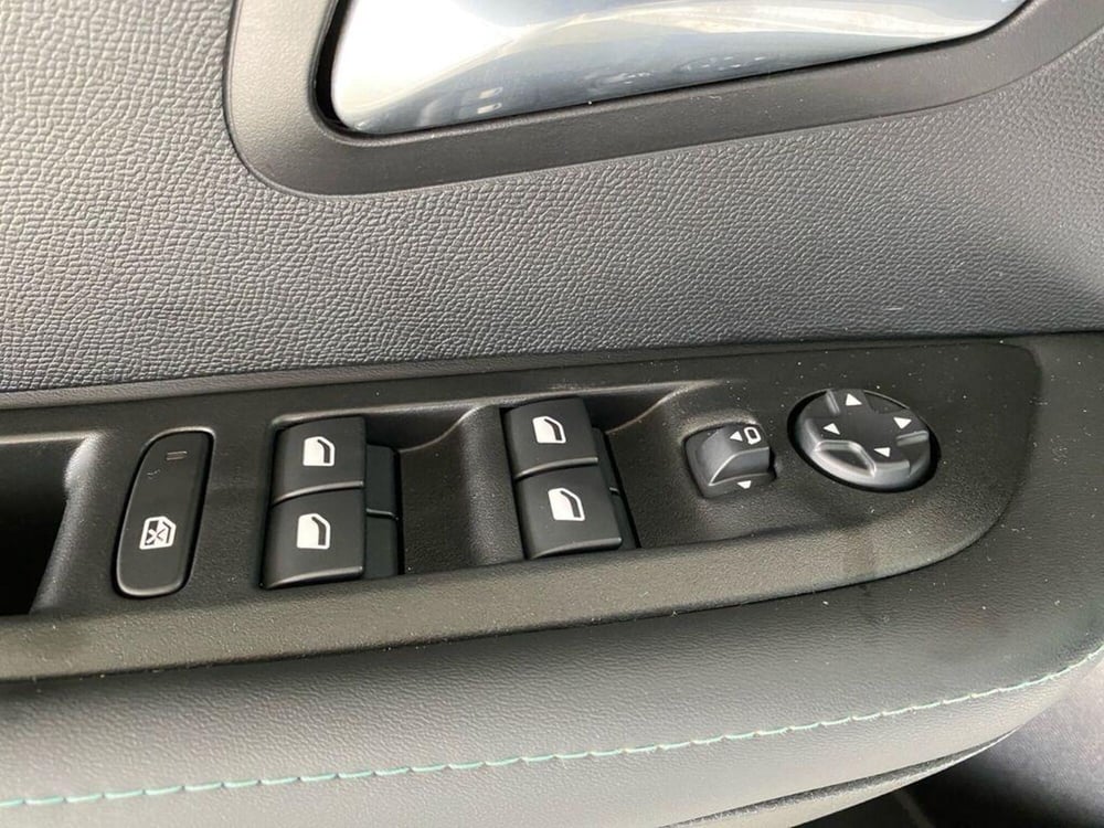 Peugeot 208 usata a Torino (13)