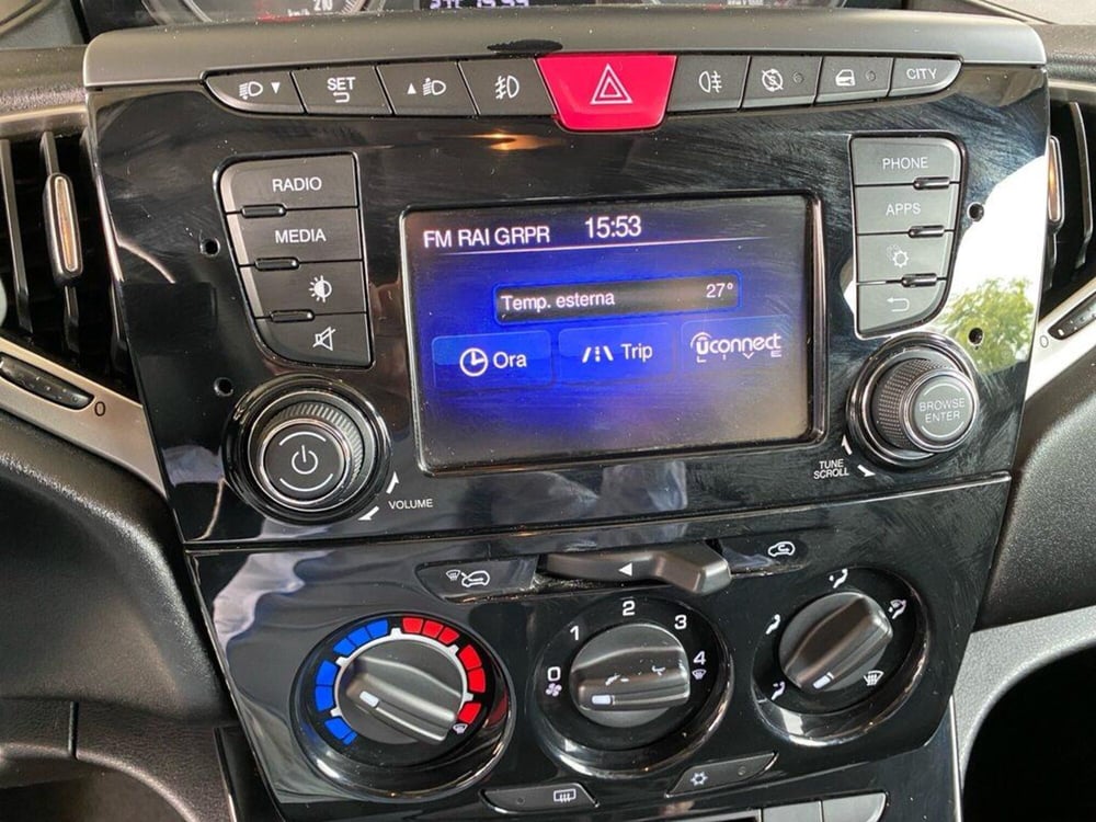 Lancia Ypsilon usata a Torino (10)