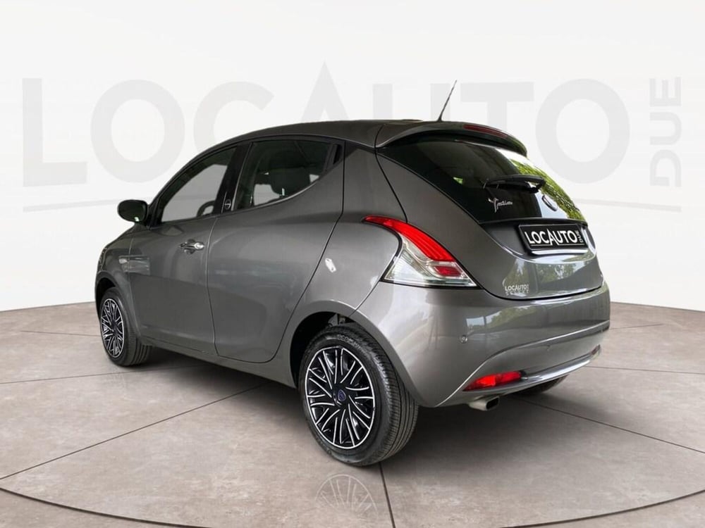 Lancia Ypsilon usata a Torino (5)