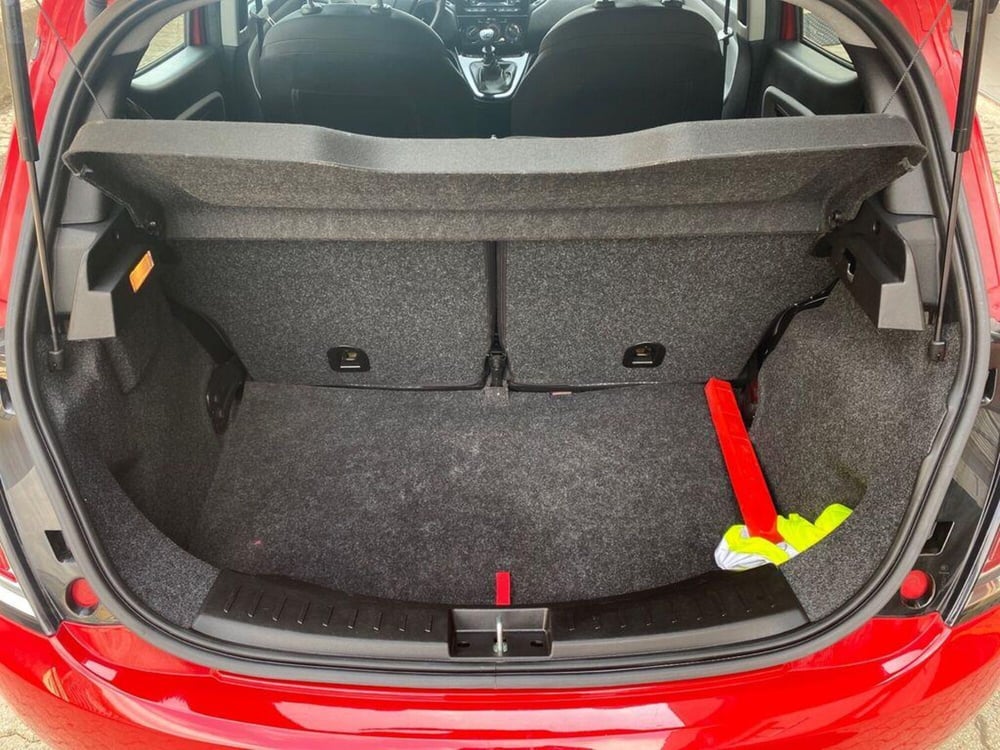 Lancia Ypsilon usata a Torino (9)