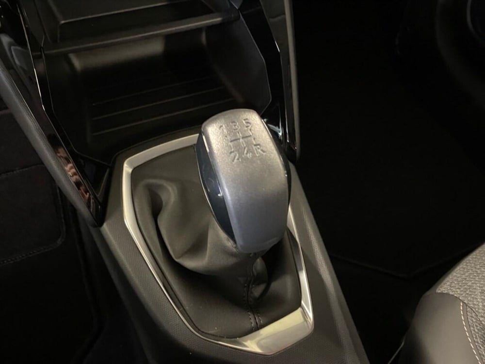 Peugeot 208 nuova a Torino (11)