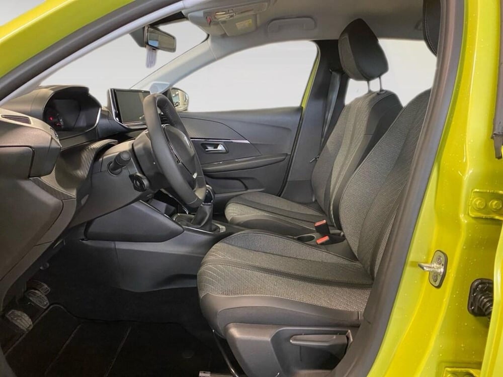 Peugeot 208 nuova a Torino (7)