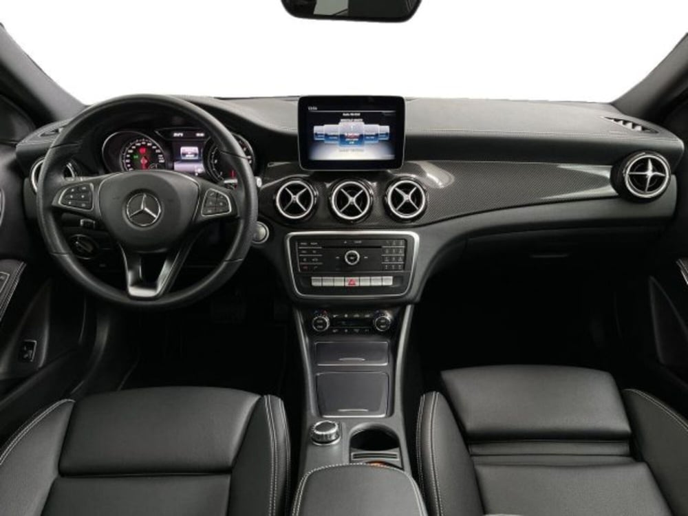 Mercedes-Benz GLA SUV usata a Verona (9)