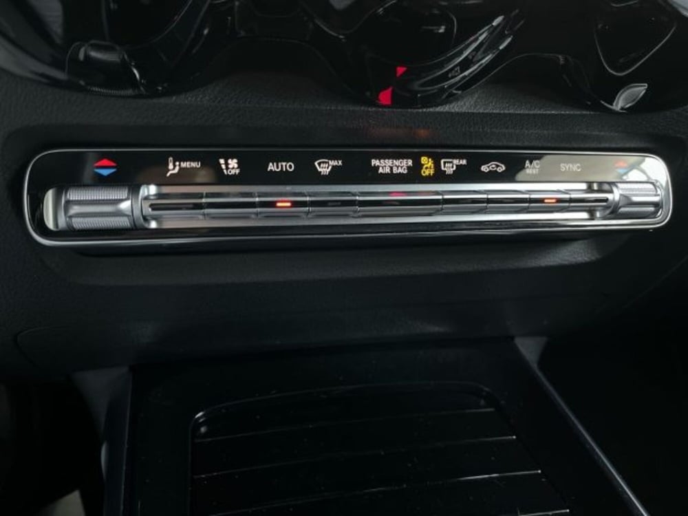 Mercedes-Benz GLB usata a Verona (14)