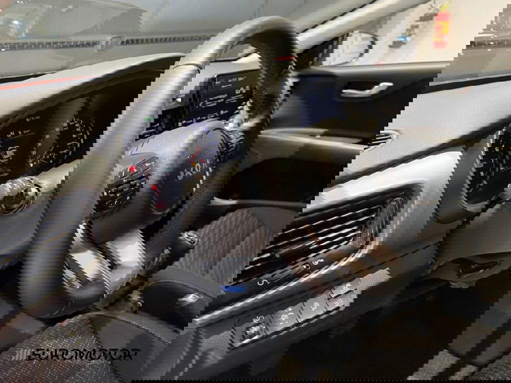 Kia Stonic usata a Bari (13)