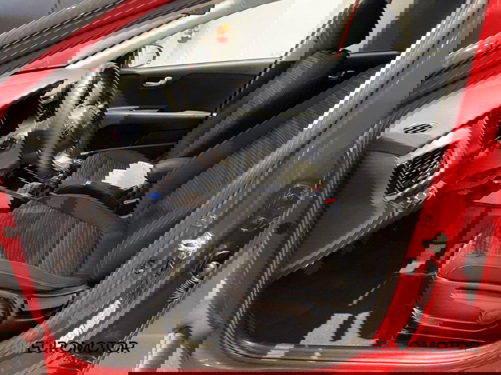 Kia Stonic usata a Bari (14)