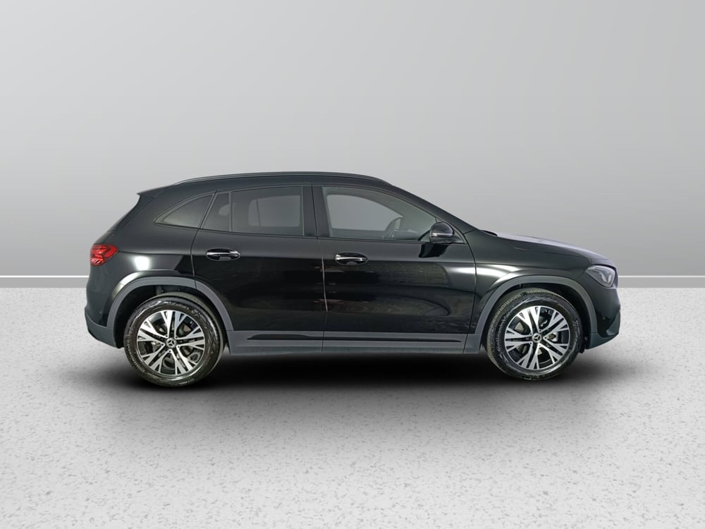 Mercedes-Benz GLA SUV usata a Ascoli Piceno (6)