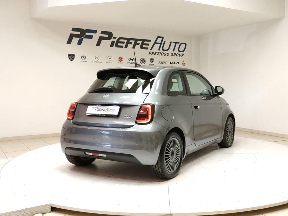 Fiat 500e usata a Teramo (4)