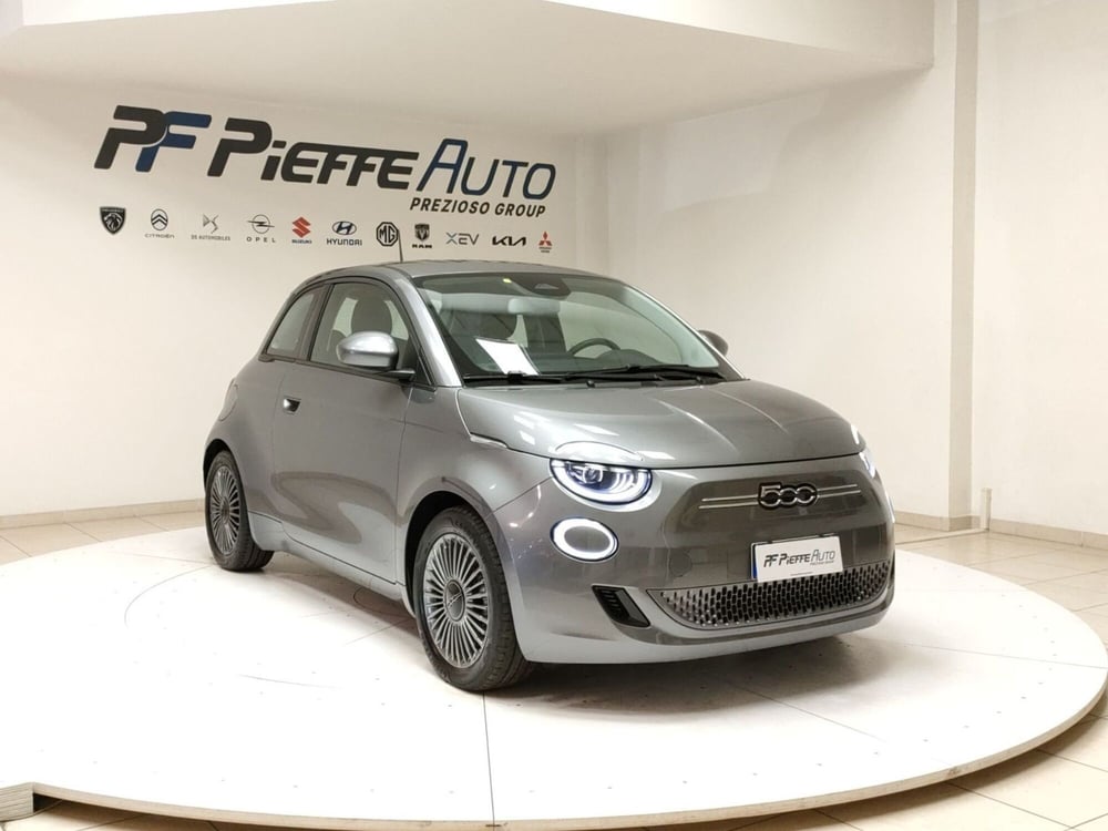 Fiat 500e usata a Teramo (6)
