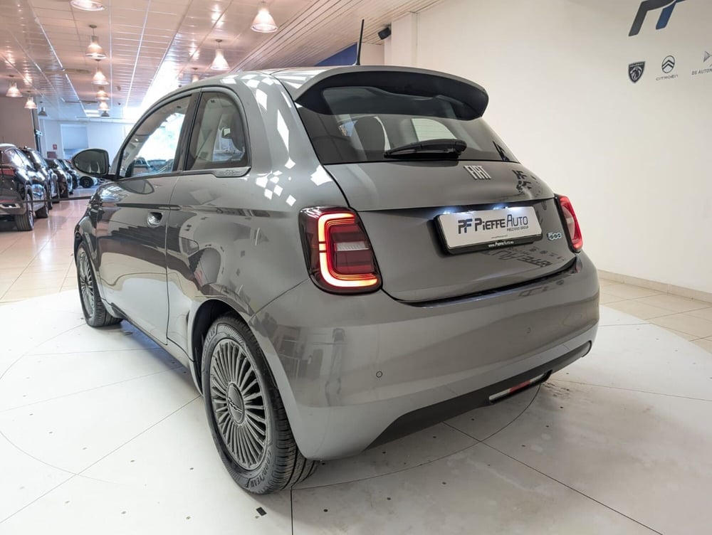 Fiat 500e usata a Teramo (9)