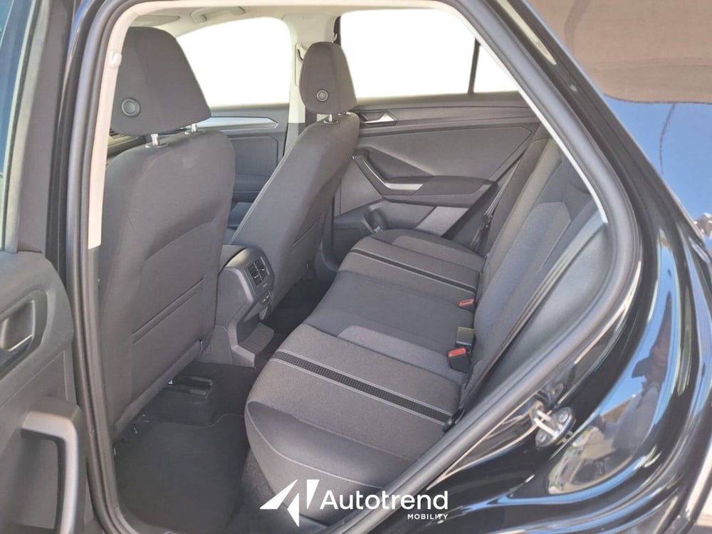 Volkswagen T-Roc usata a Bari (16)