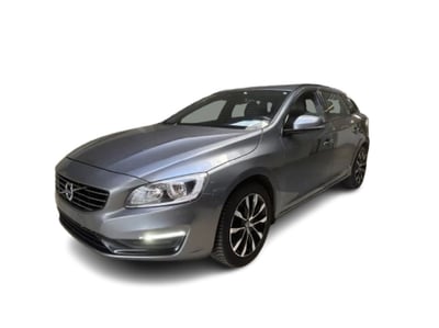 Volvo V60 D2 Dynamic Edition del 2018 usata a Bari