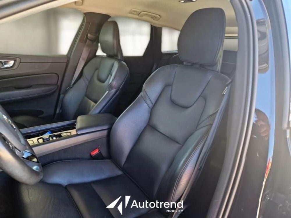 Volvo XC60 usata a Bari (4)