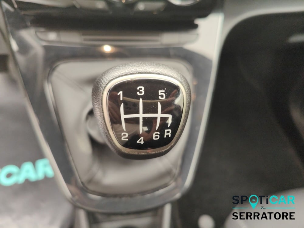 Lancia Ypsilon usata a Como (12)