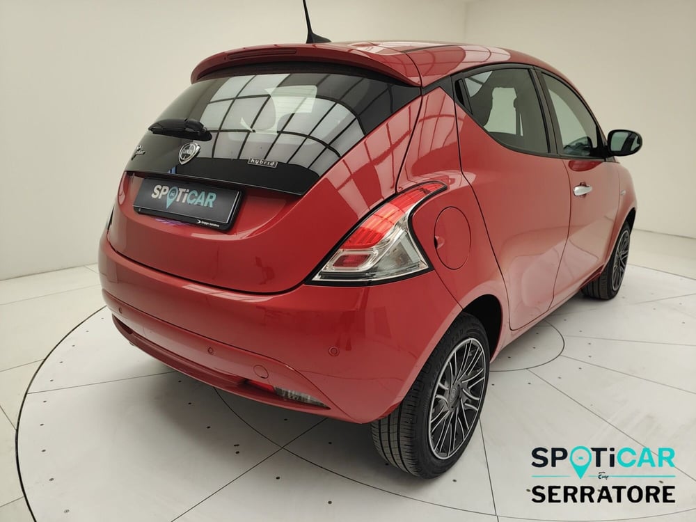 Lancia Ypsilon usata a Como (5)