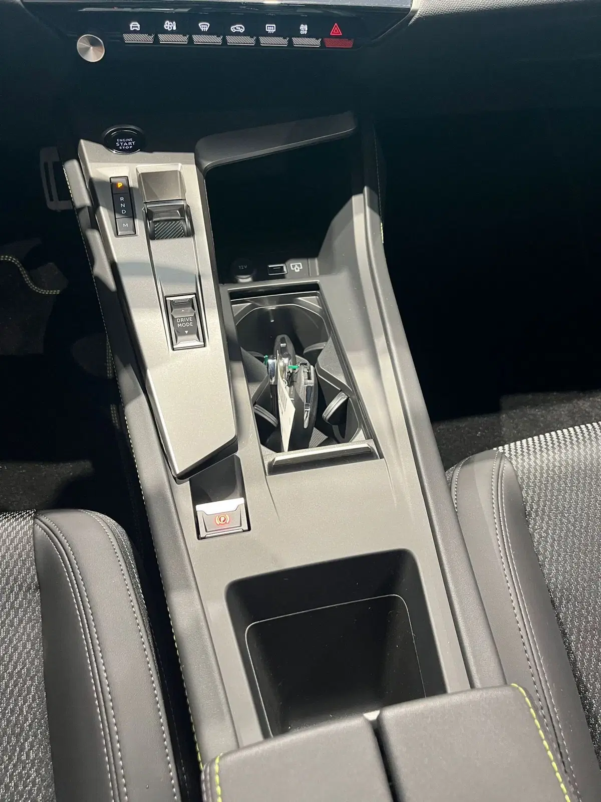 Peugeot 308 nuova a Milano (18)