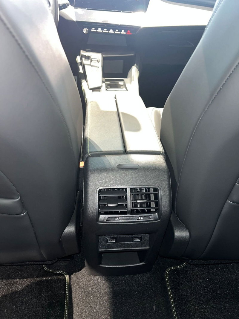 Peugeot 308 nuova a Milano (19)