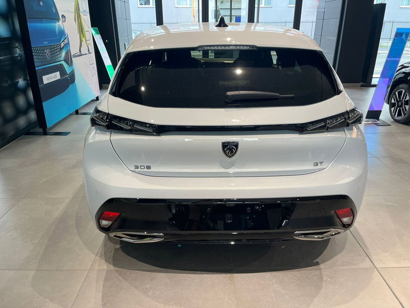 Peugeot 308 nuova a Milano (8)