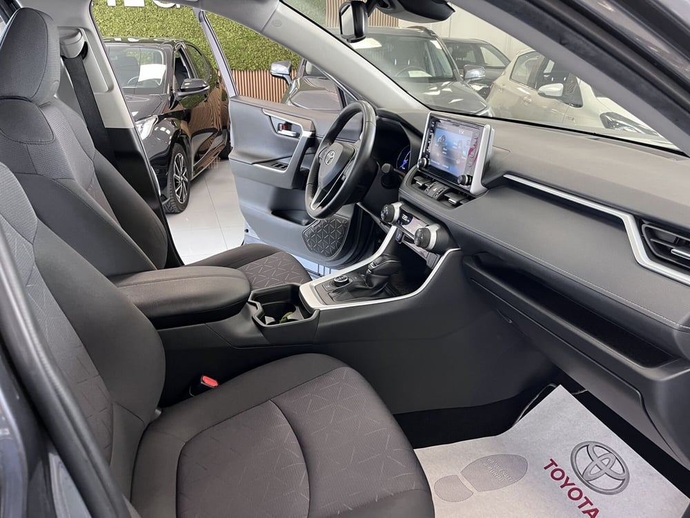 Toyota Rav4 usata a Prato (9)