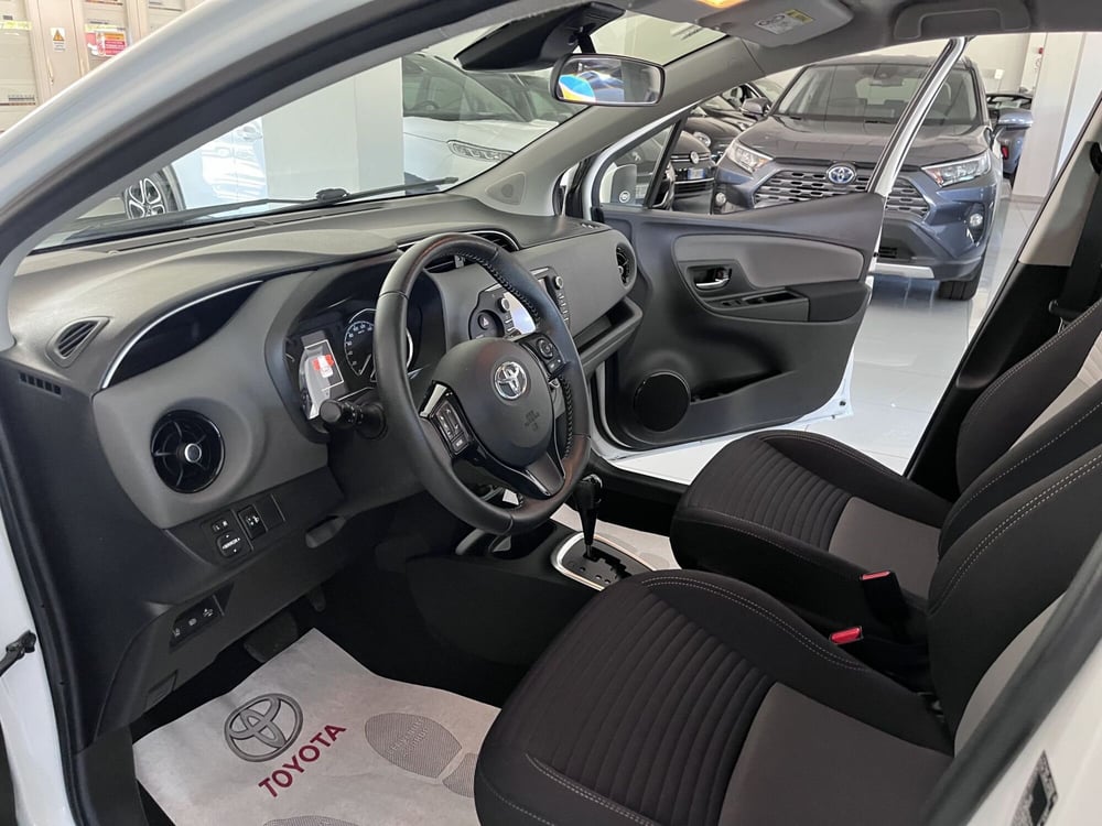 Toyota Yaris usata a Prato (7)