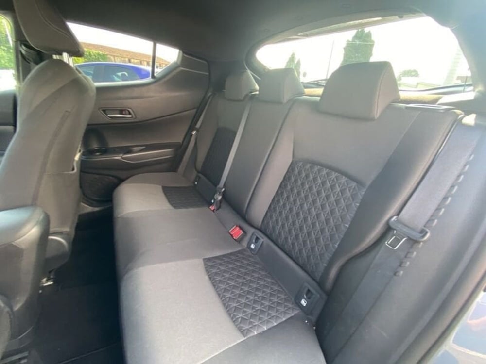 Toyota Toyota C-HR usata a Vicenza (17)