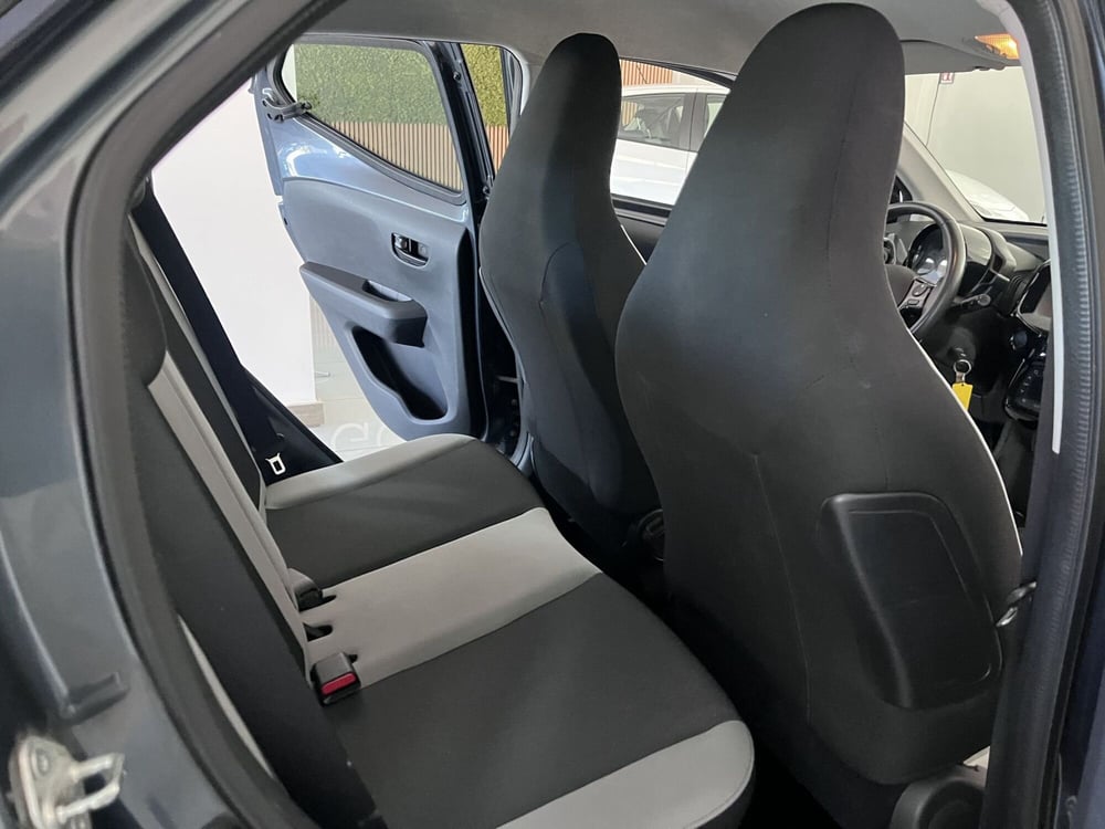 Toyota Aygo usata a Prato (10)