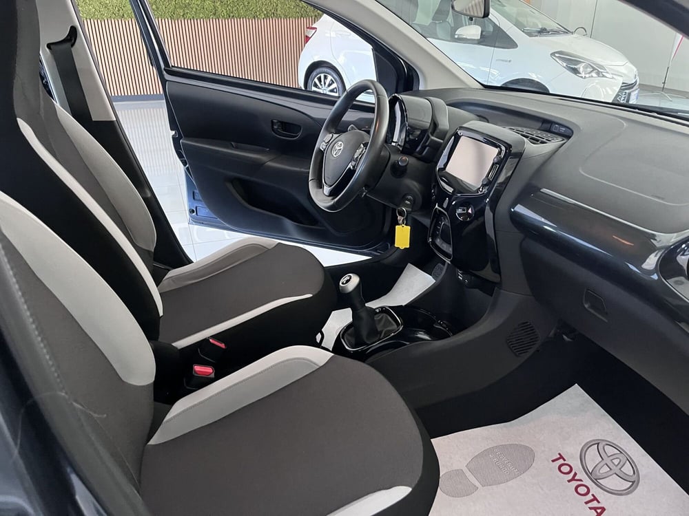 Toyota Aygo usata a Prato (8)