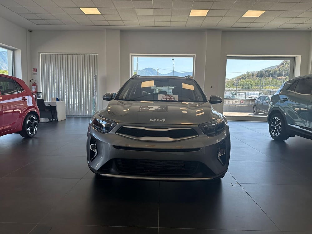 Kia Stonic nuova a Napoli (2)