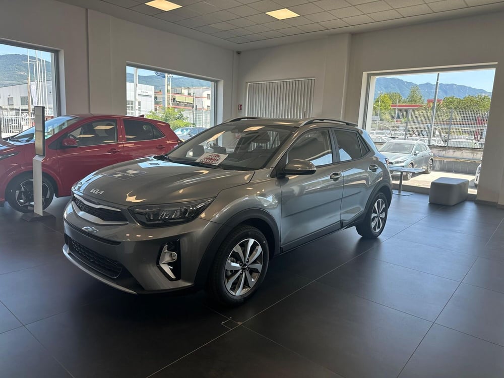Kia Stonic nuova a Napoli (5)