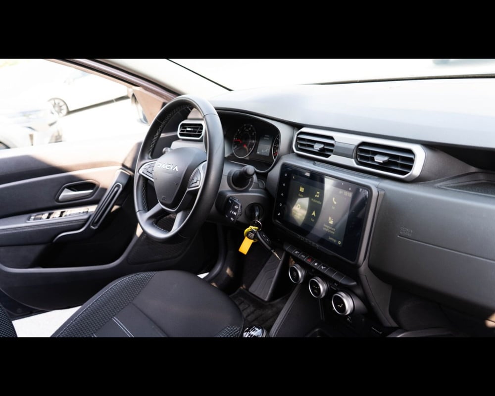 Dacia Duster usata a Venezia (13)