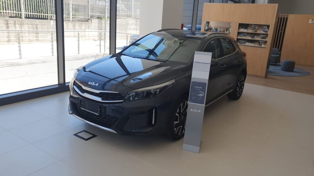 Kia XCeed nuova a Napoli (4)