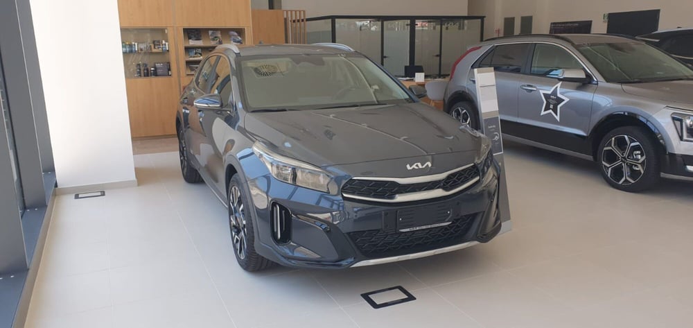 Kia XCeed nuova a Napoli (5)