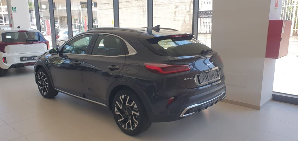 Kia XCeed nuova a Napoli (6)