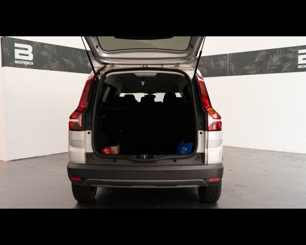 Dacia Jogger usata a Treviso (16)