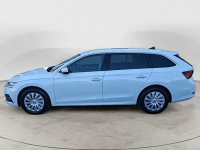 Skoda Octavia Station Wagon 2.0 TDI EVO SCR DSG Wagon Style del 2022 usata a Ancona