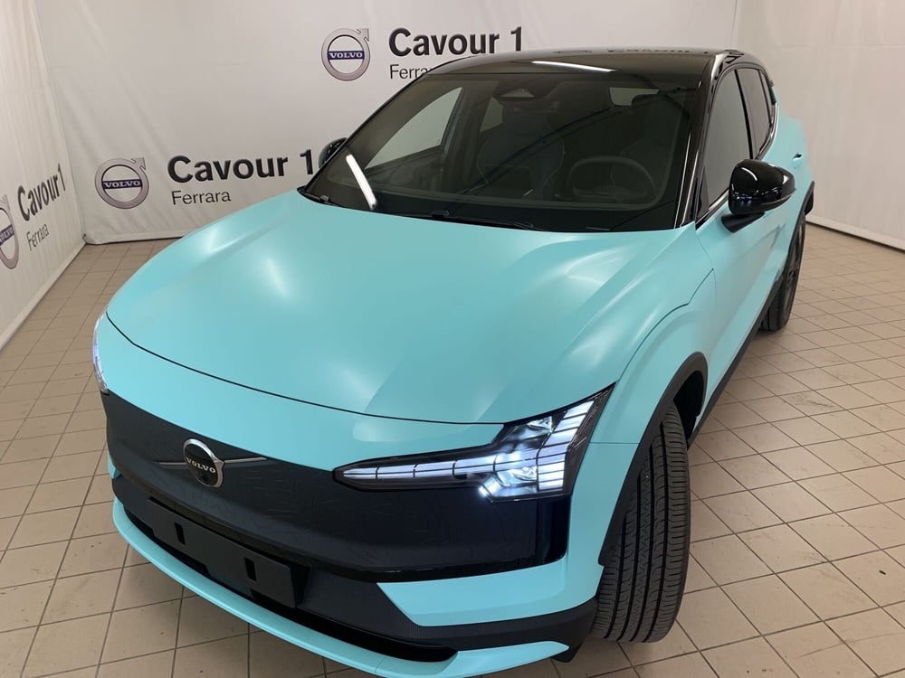 Volvo EX30 Cross Country nuova a Ferrara (11)
