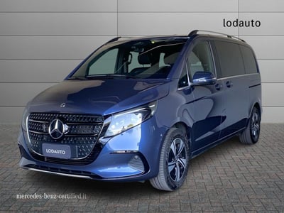 Mercedes-Benz Classe V Compact 300 d Avantgarde 4matic auto del 2024 usata a Bergamo