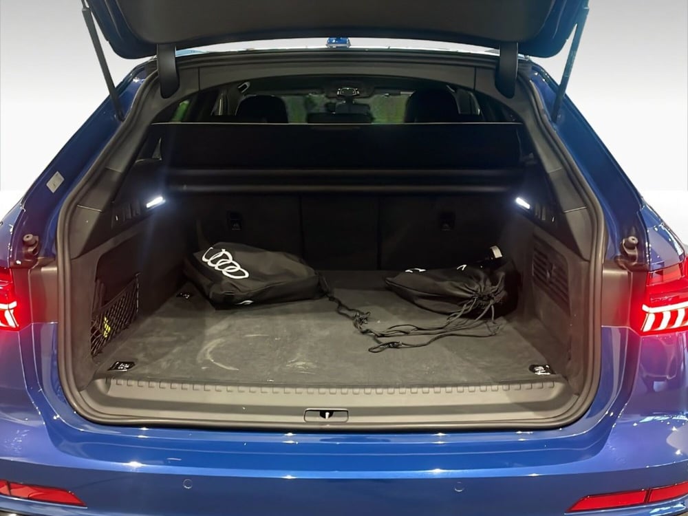 Audi A6 Avant e-Tron nuova a Livorno (8)