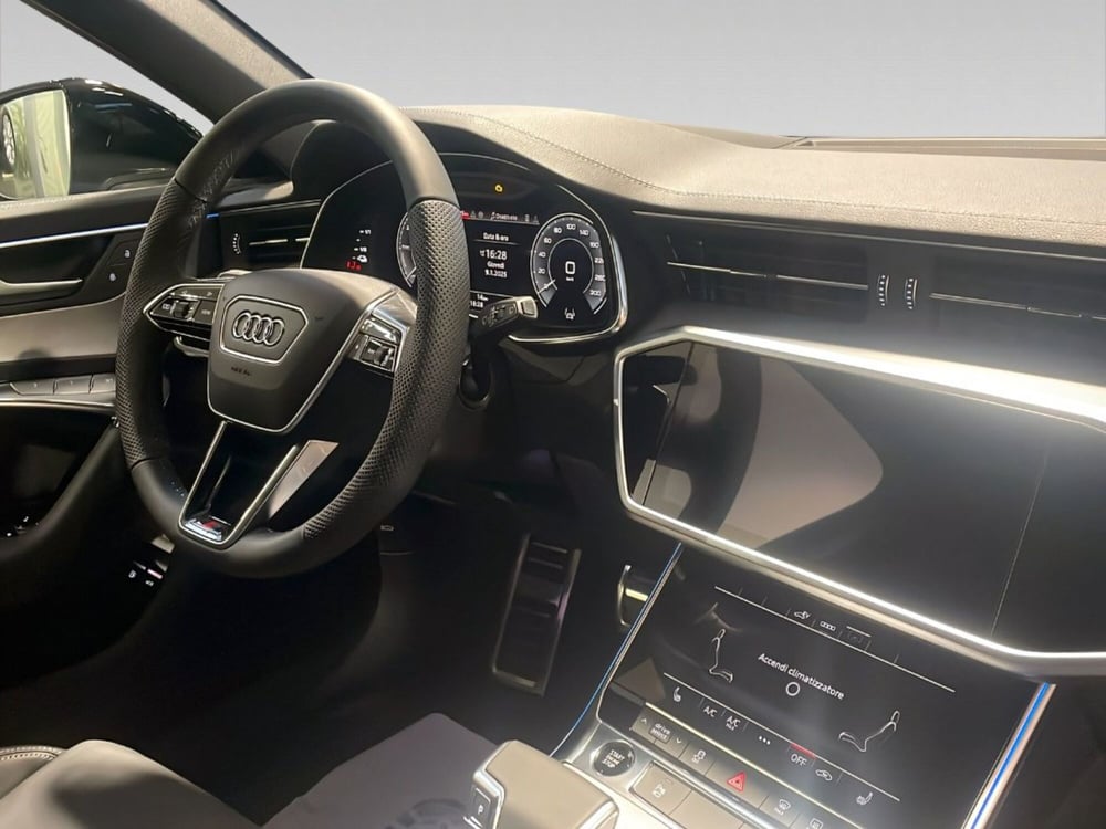 Audi A6 Avant e-Tron nuova a Livorno (9)