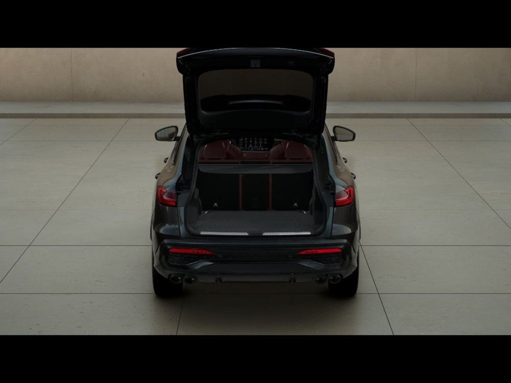 Audi Q5 Sportback nuova a Livorno (5)