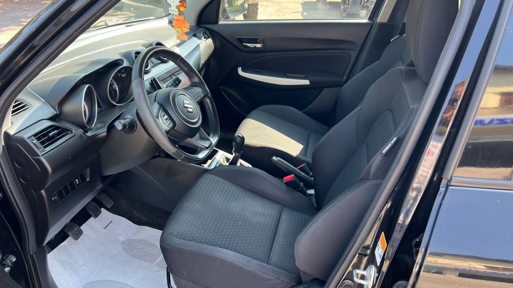 Suzuki Swift usata  (10)