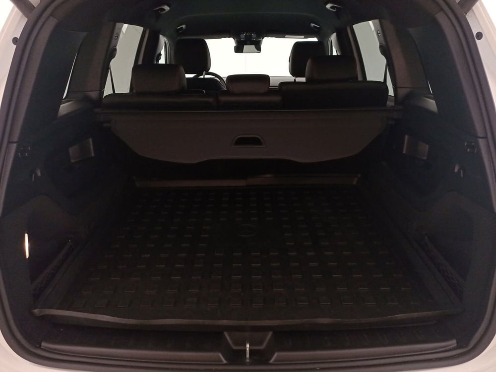 Mercedes-Benz GLB usata a Lecce (13)