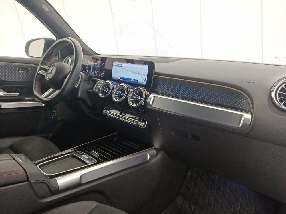 Mercedes-Benz GLB usata a Lecce (7)