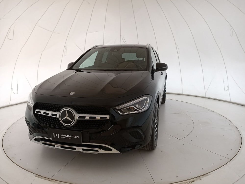 Mercedes-Benz GLA SUV usata a Bari