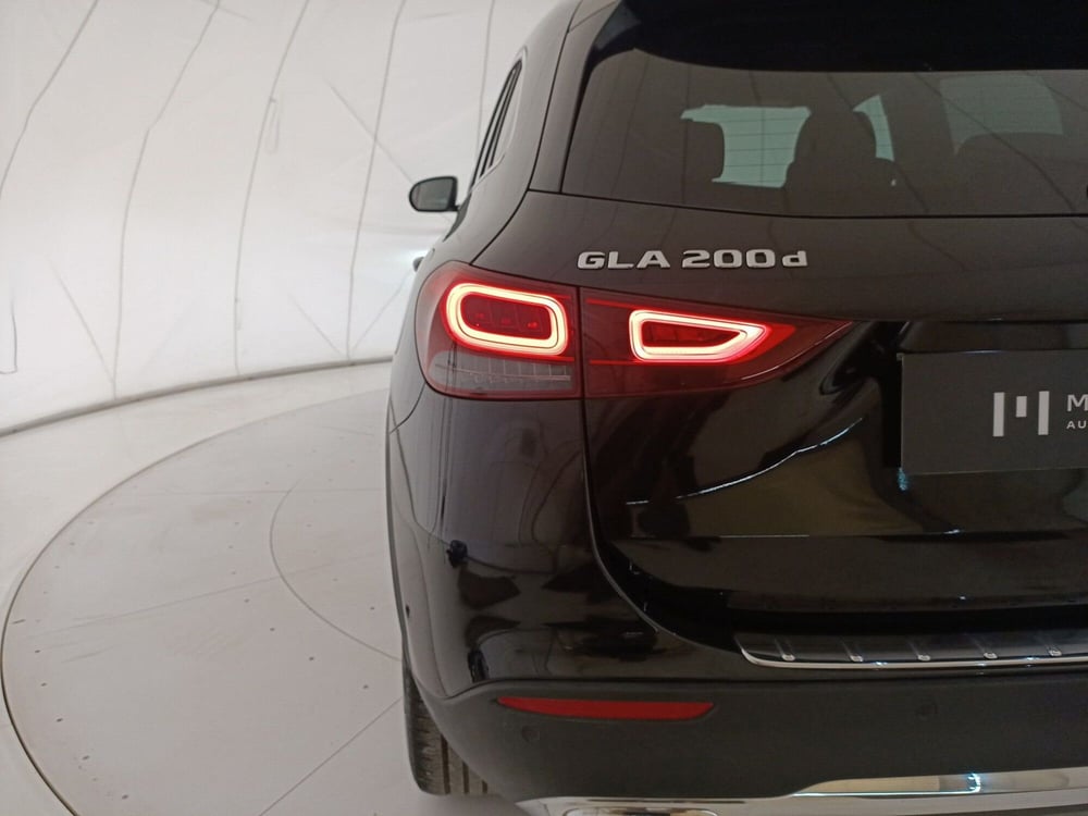 Mercedes-Benz GLA SUV usata a Bari (11)