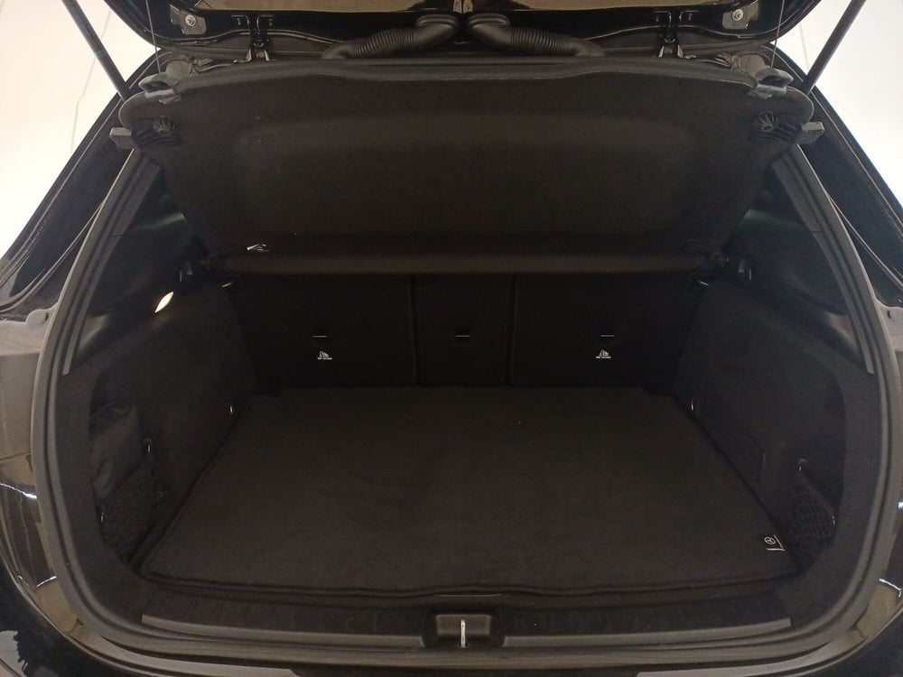 Mercedes-Benz GLA SUV usata a Bari (13)