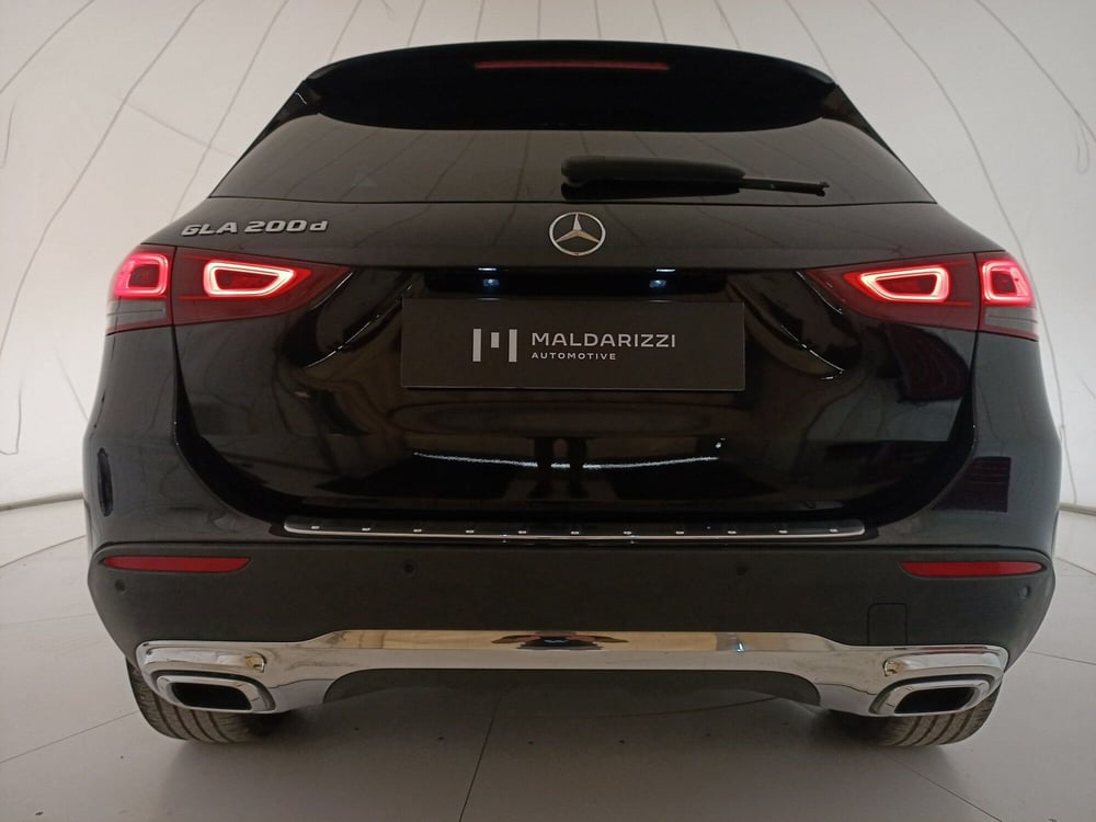 Mercedes-Benz GLA SUV usata a Bari (15)