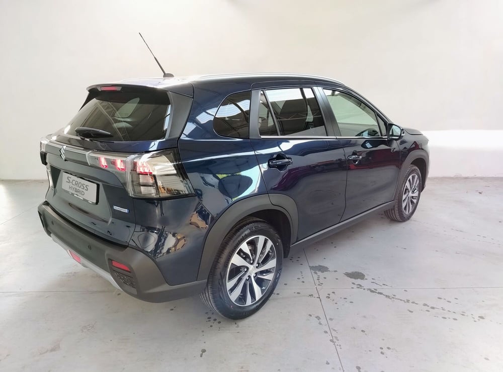 Suzuki S-Cross nuova a Rovigo (14)